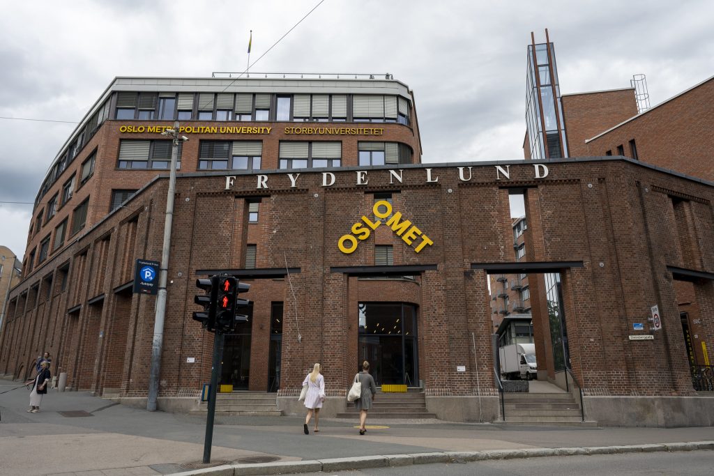 Modern campus buildings of Oslo Metropolitan University in central Oslo.

